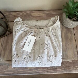 Valentina Naldi Sand Eyelet Dress - NEW☀️